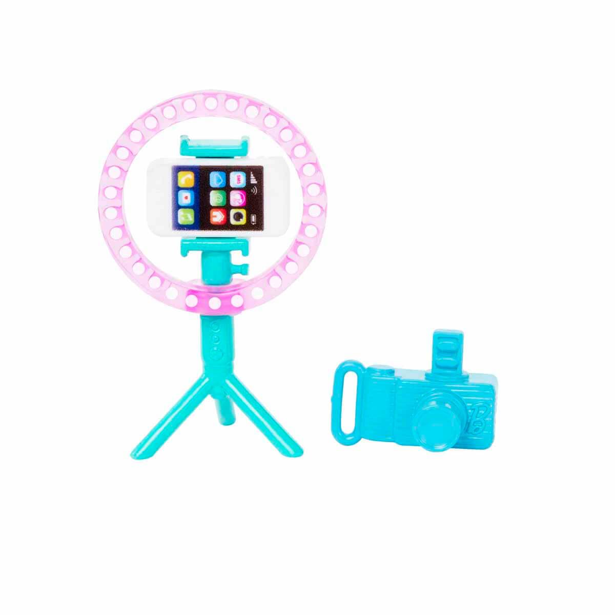 Barbie Skipper ve Stacie Doğum Günü Eğlencesi