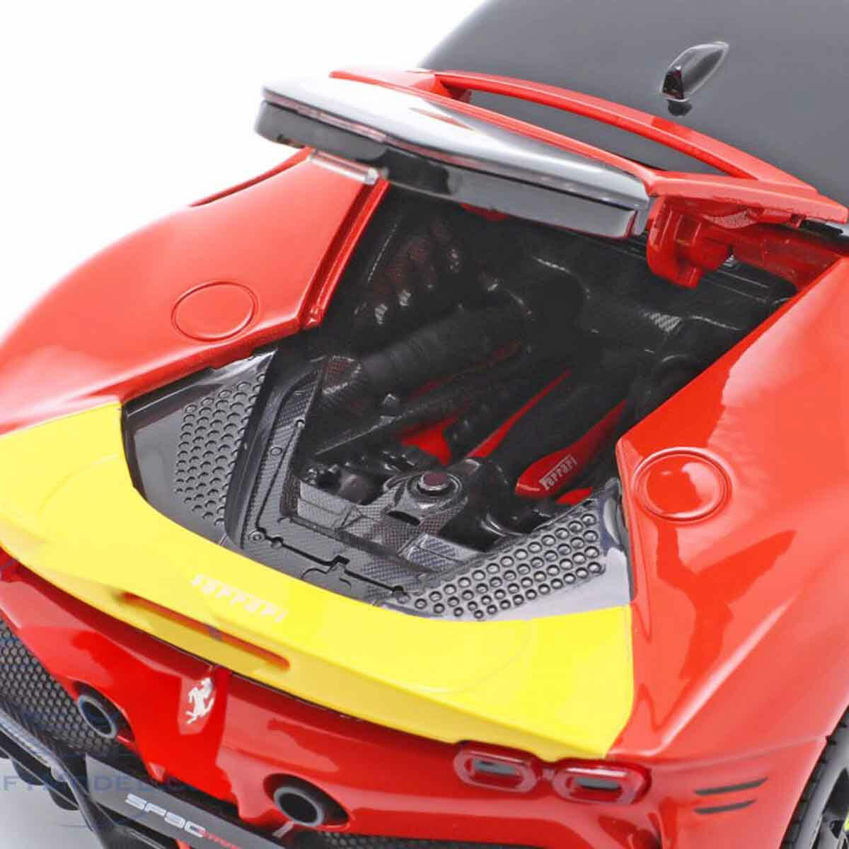 1:18 Ferrari SF90 Stradale Assetto Fiorano Model Araba | Lisanslı Diecast Koleksiyon Aracı | Açılabilir Kapı ve Kaput Detaylı Dev Model