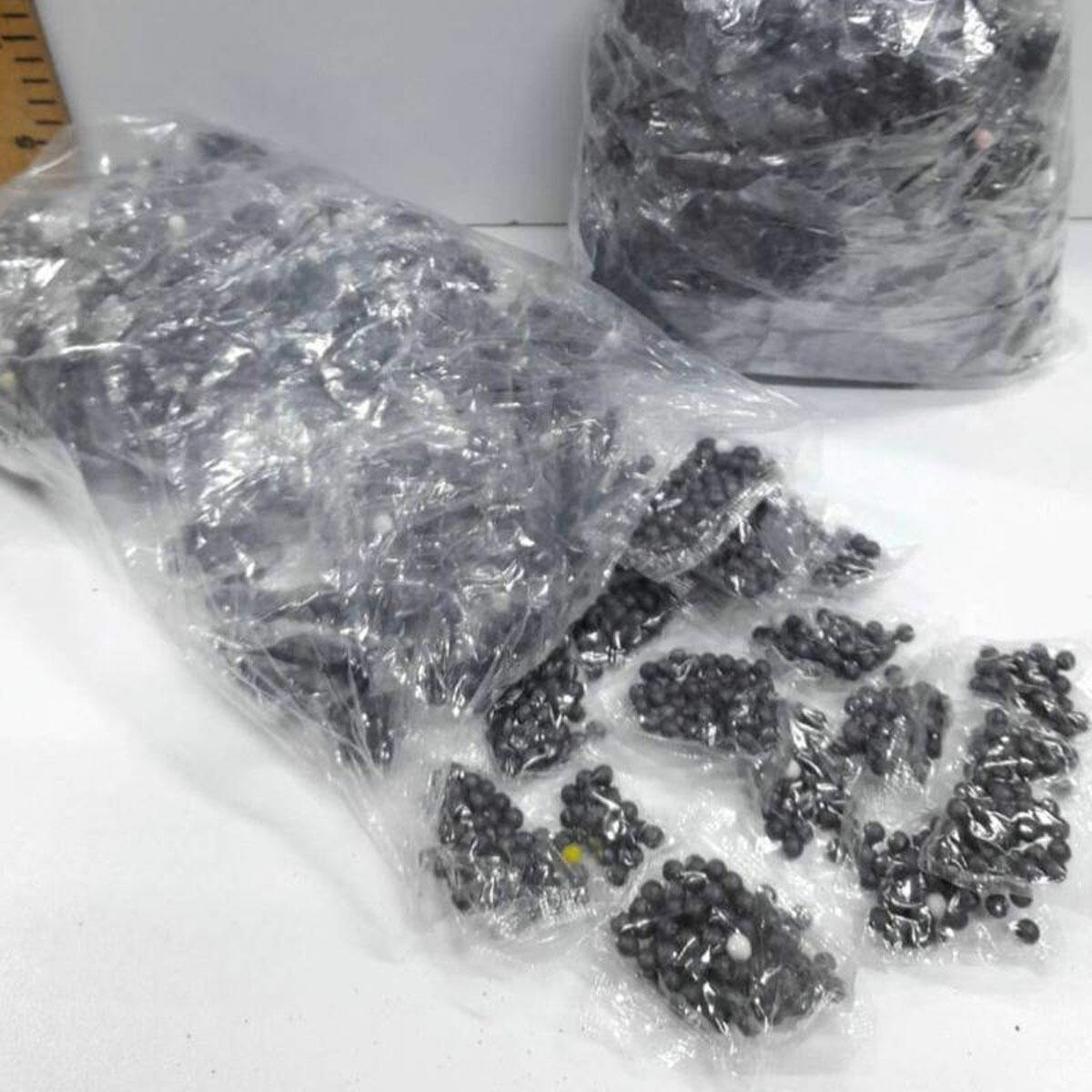 100'lü Paket Boncuk Mermi | Oyuncak Silahlar İçin Yedek Mühimmat | Standart Boyutlu Dayanıklı BB Boncuk Seti