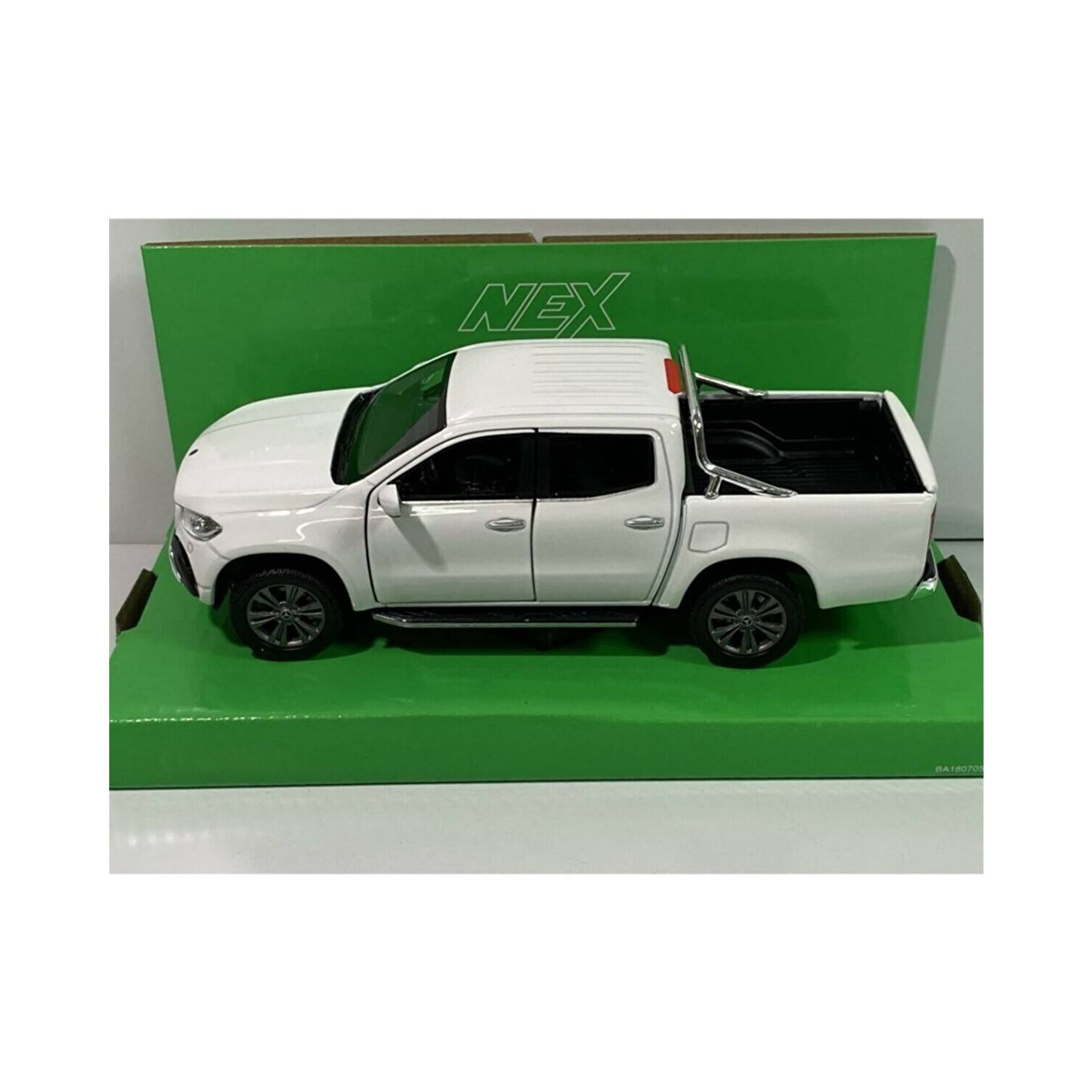 Welly 1:27 Mercedes-Benz X-Class Model Araba