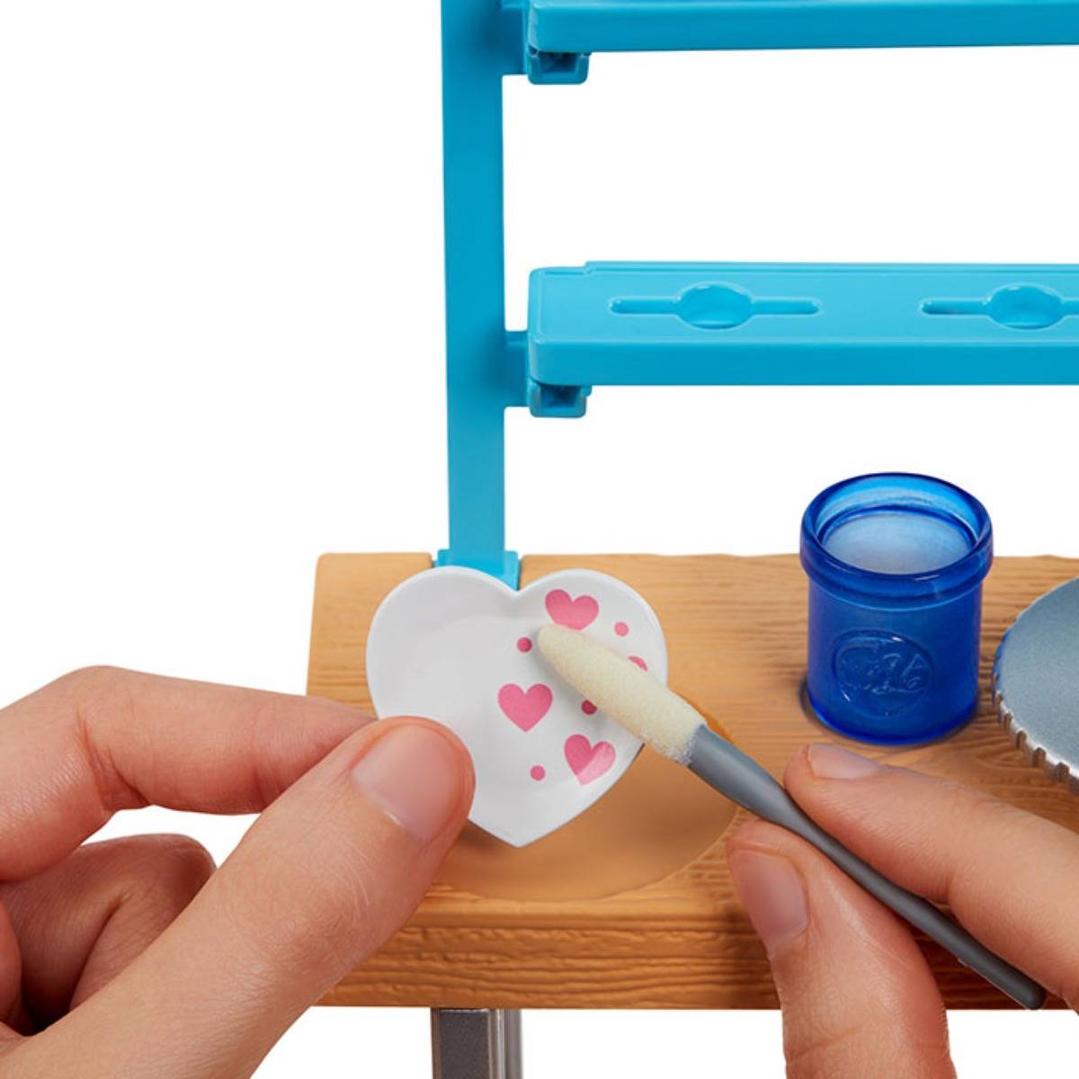 Barbie'nin Sanat Atölyesi Oyun Seti