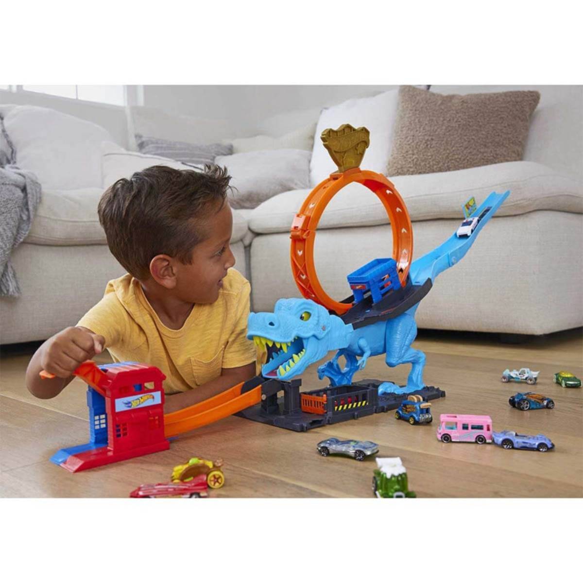 Hot Wheels City T-Rex Loop ve Akrobasi Oyun Seti