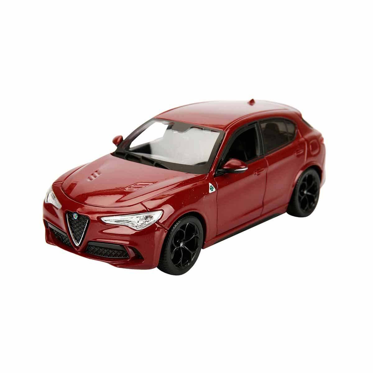 Burago 1/24 Alfa Romeo Stelvio Quadrifoglio Model Araba