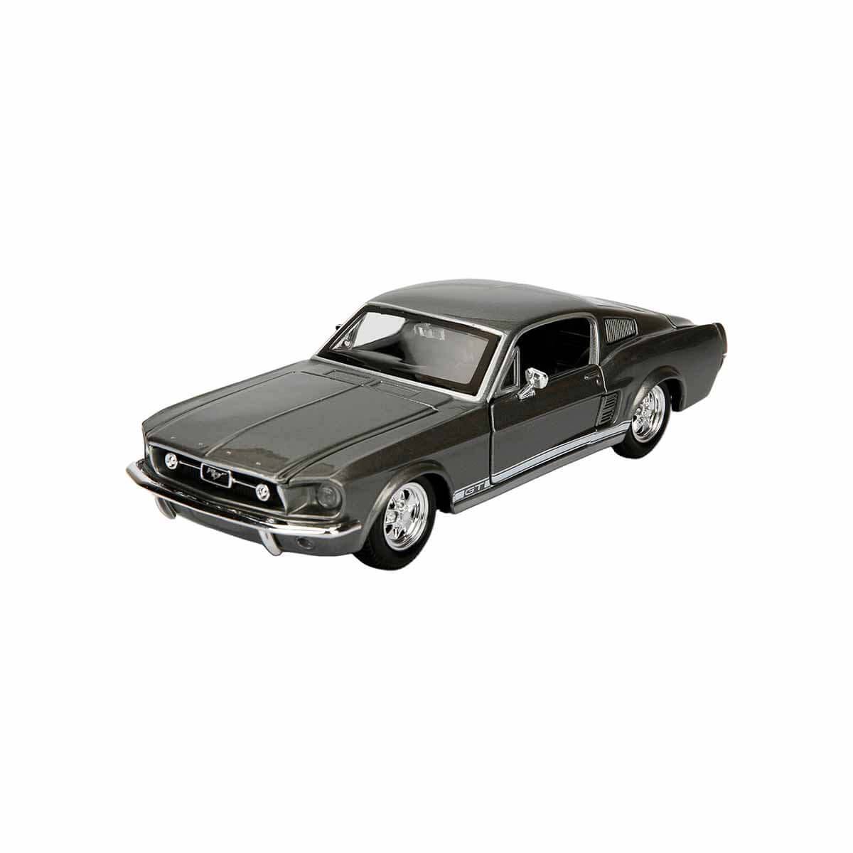 Maisto 1:24 1967 Ford Mustang GT Model Araba
