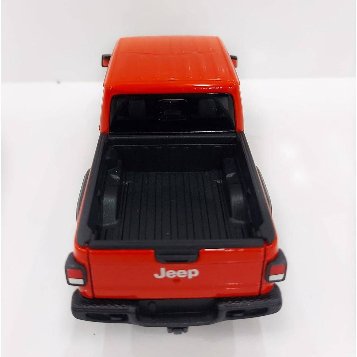 Welly 1:24 2020 Jeep Gladiator Model Araba