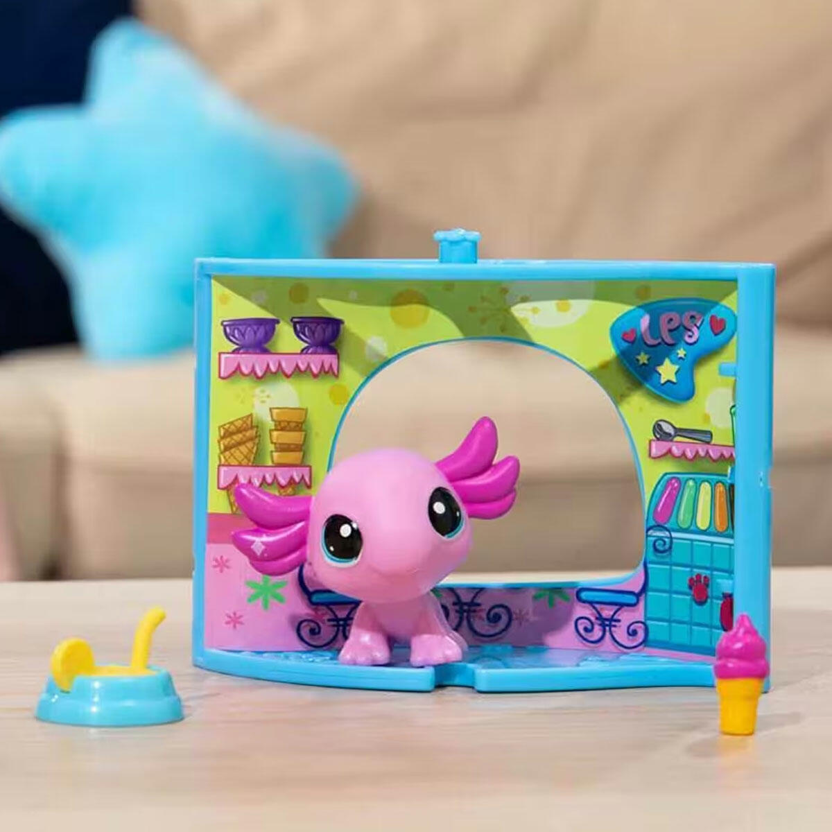 Littlest Pet Shop Minişler Figür Set Pet Nook – Temalı Miniş Köşesi ve Aksesuarlarıyla Eğlenceli Oyun Seti