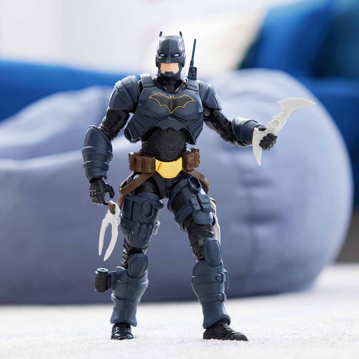 DC Batman'in Maceraları Aksiyon Figürü 30cm