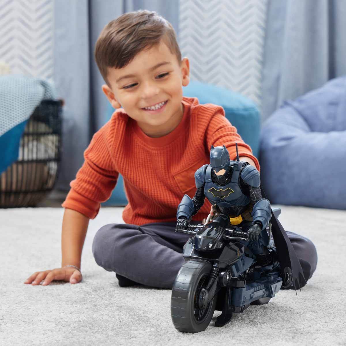 DC Batman'in Maceraları Aksiyon Figürü 30cm